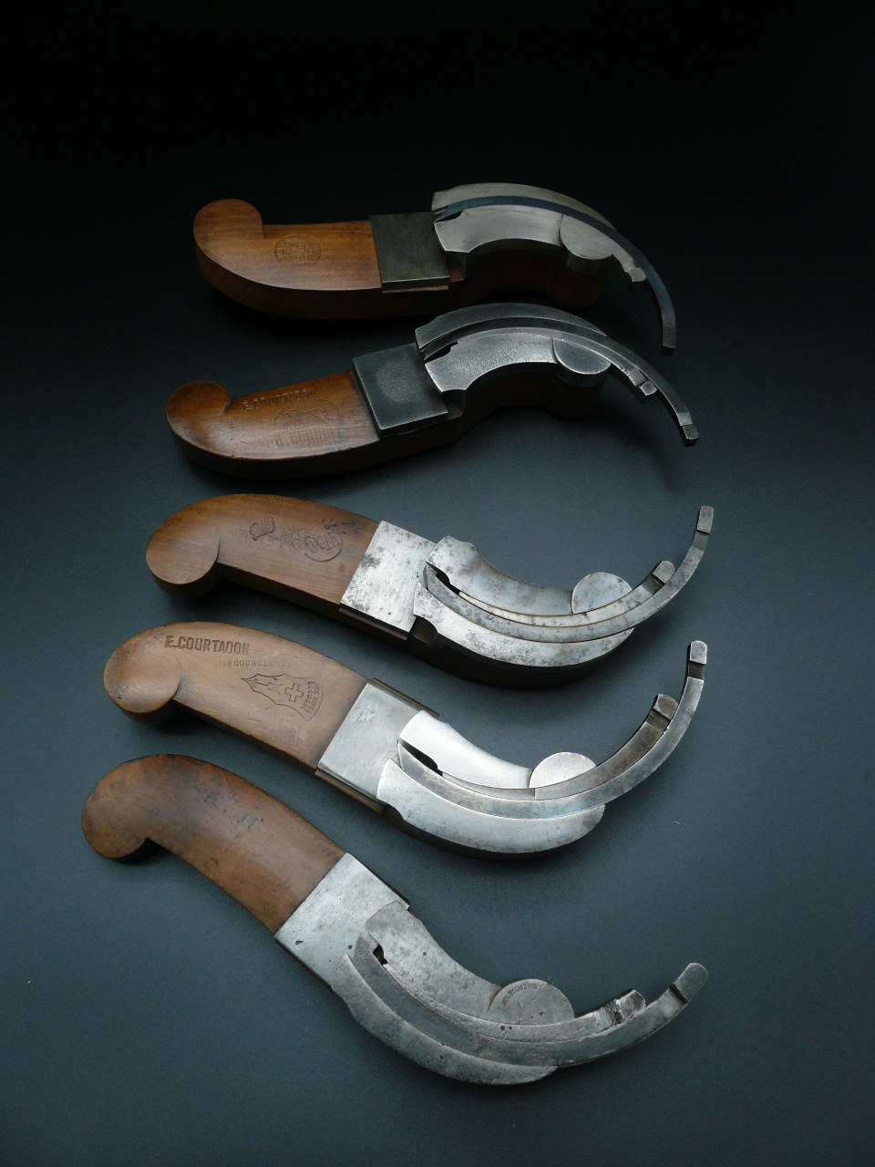 Rabot De Carrossier Bouvet – Outil Ancien Suisse – Bois Et Acier, Modèle Rare (Réf N.63)